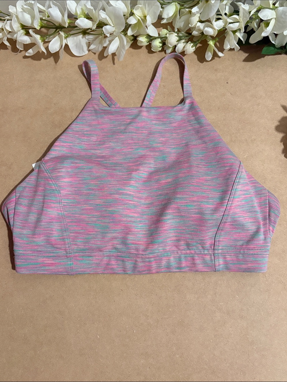 NWT! Outdoor Voices Flow Strappy Bra Watermelon Sugar Sports Bra M